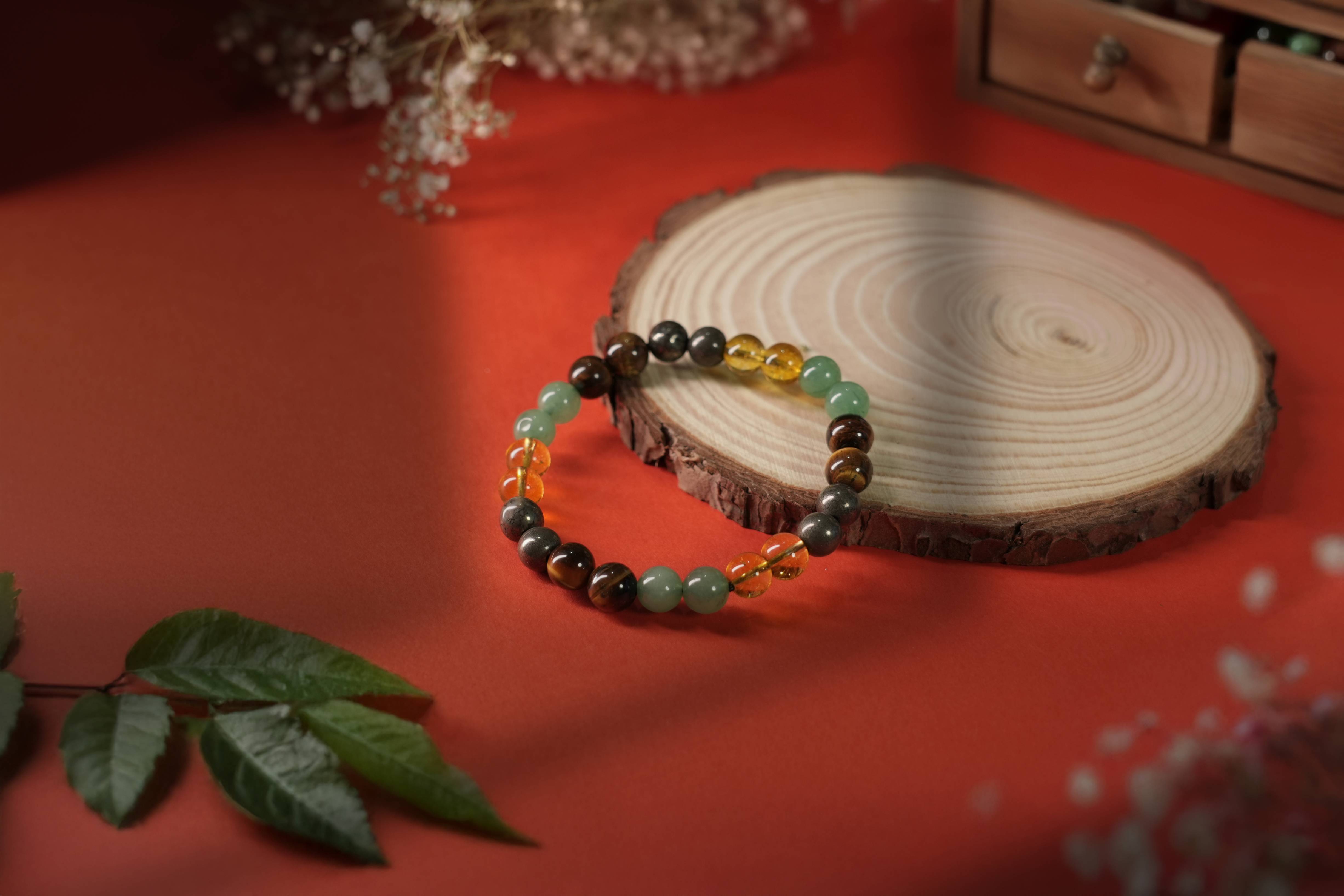 Money Magnet Bracelet – Attract Wealth, Prosperity, and Abundance